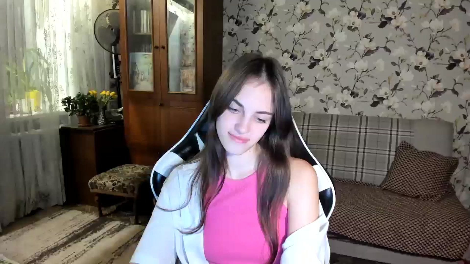 Gallery image thumbnail from Dashamoxy's myfreecams stream on, 11/14/2025, 15:31 image 5 of 20