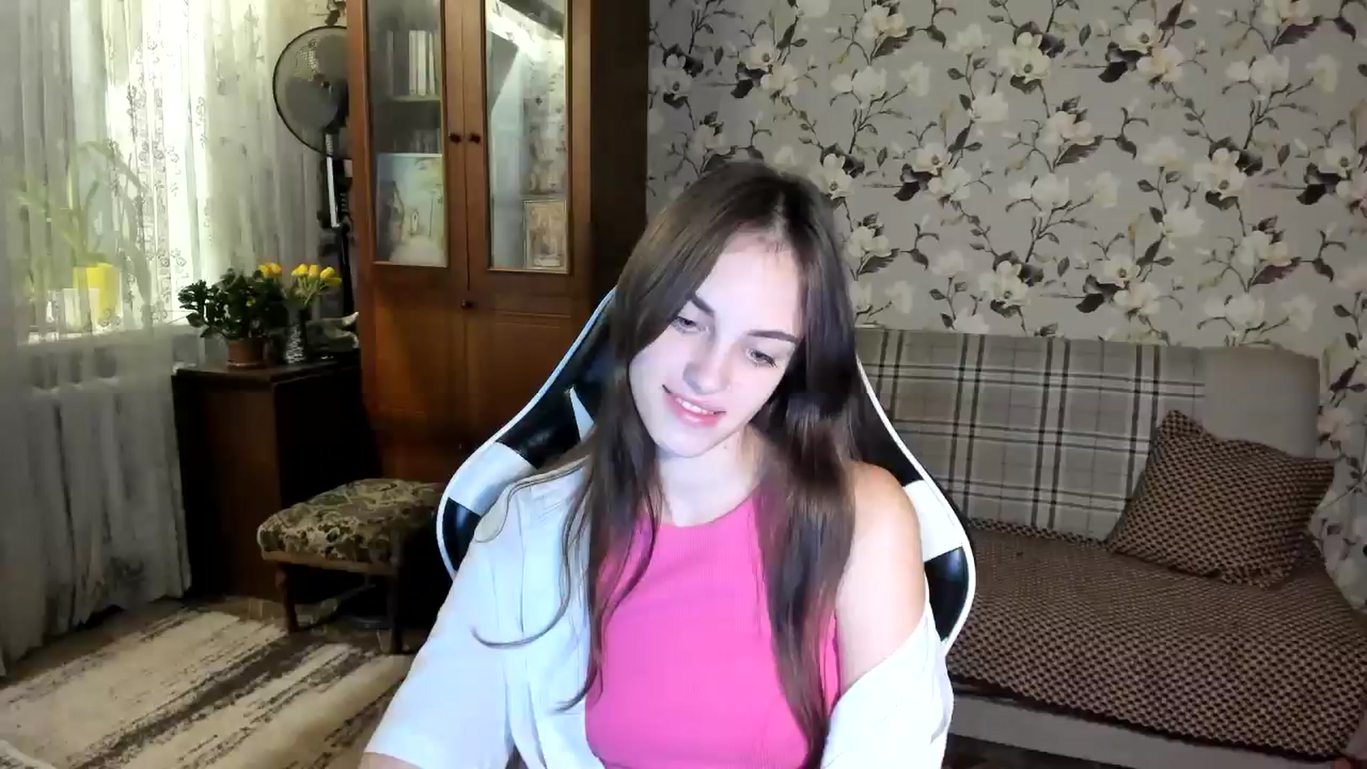Gallery image thumbnail from Dashamoxy's myfreecams stream on, 11/14/2025, 15:31 image 6 of 20