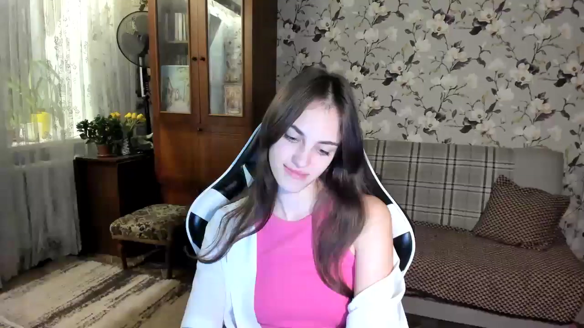 Gallery image thumbnail from Dashamoxy's myfreecams stream on, 11/14/2025, 15:31 image 10 of 20