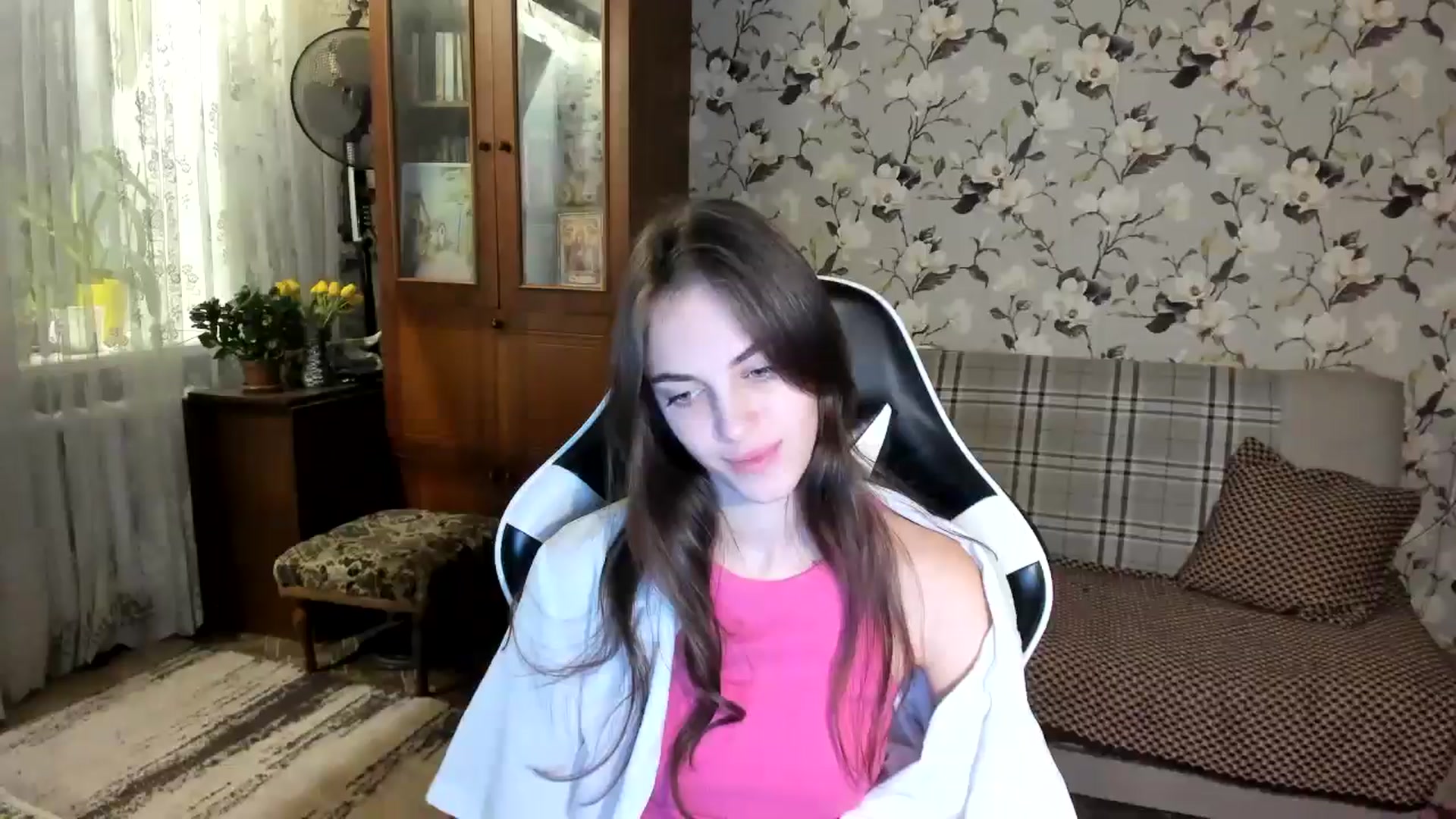Gallery image thumbnail from Dashamoxy's myfreecams stream on, 11/14/2025, 16:17 image 8 of 20