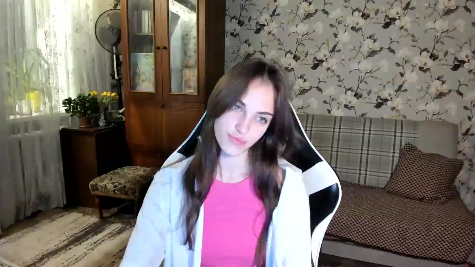 Gallery image thumbnail from Dashamoxy's myfreecams stream on, 11/14/2025, 16:17 image 13 of 20