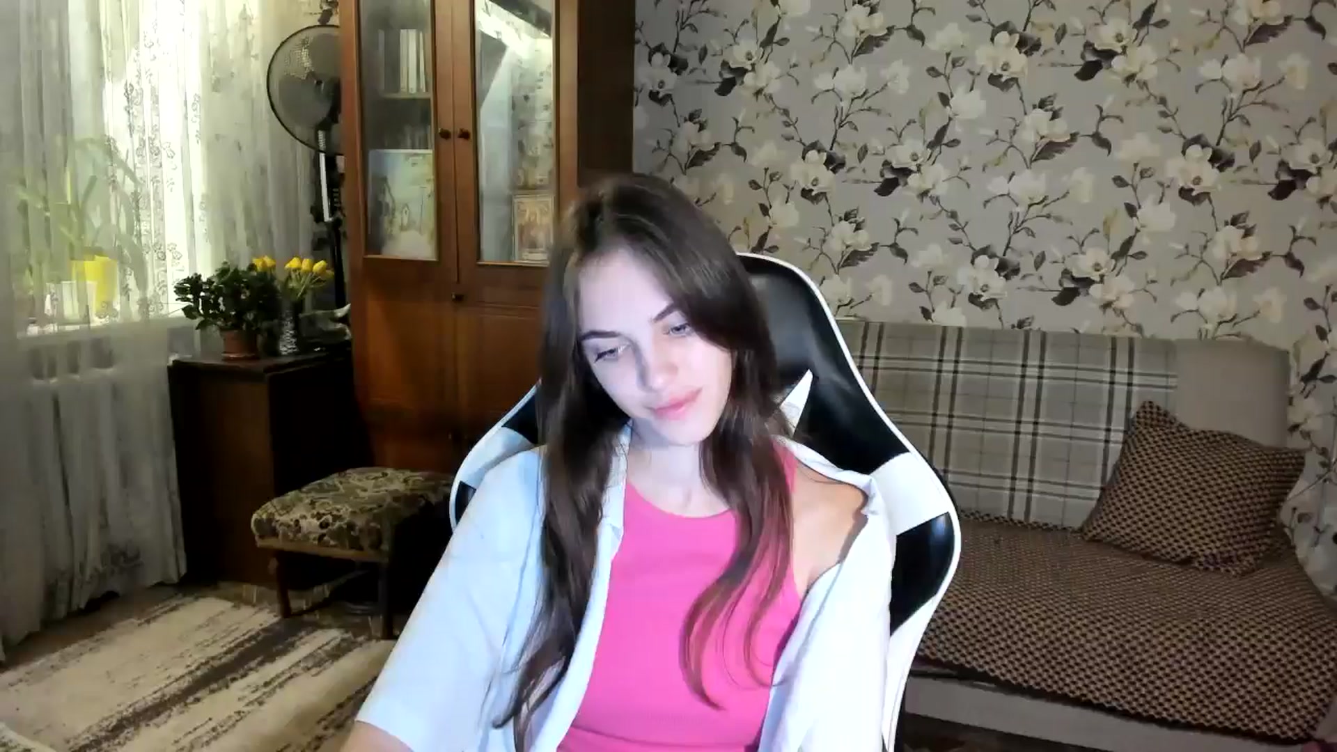 Gallery image thumbnail from Dashamoxy's myfreecams stream on, 11/14/2025, 16:17 image 15 of 20