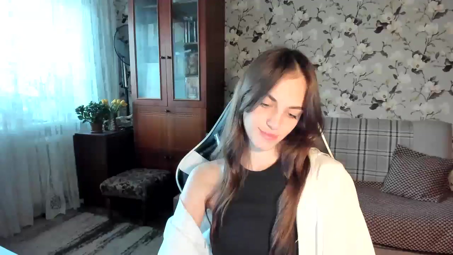 Gallery image thumbnail from Dashamoxy's myfreecams stream on, 11/15/2025, 12:47 image 8 of 20