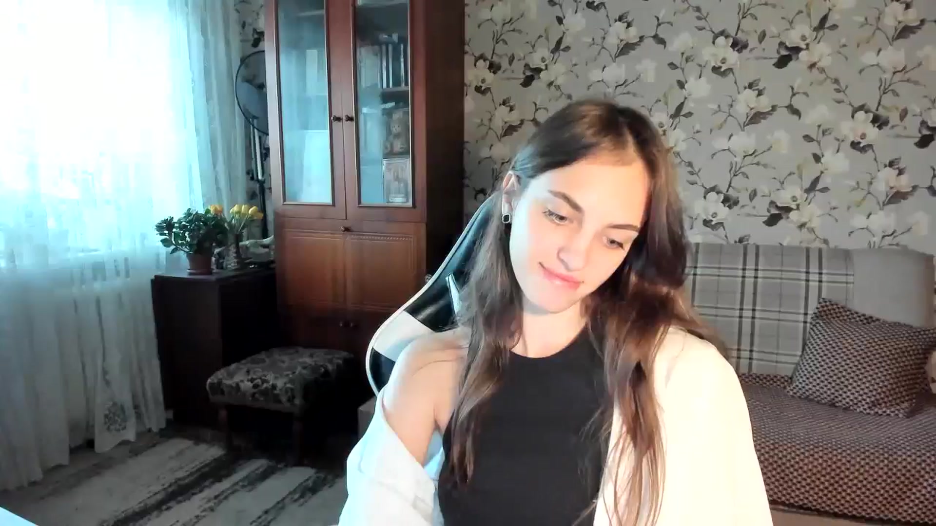 Gallery image thumbnail from Dashamoxy's myfreecams stream on, 11/15/2025, 12:47 image 6 of 20