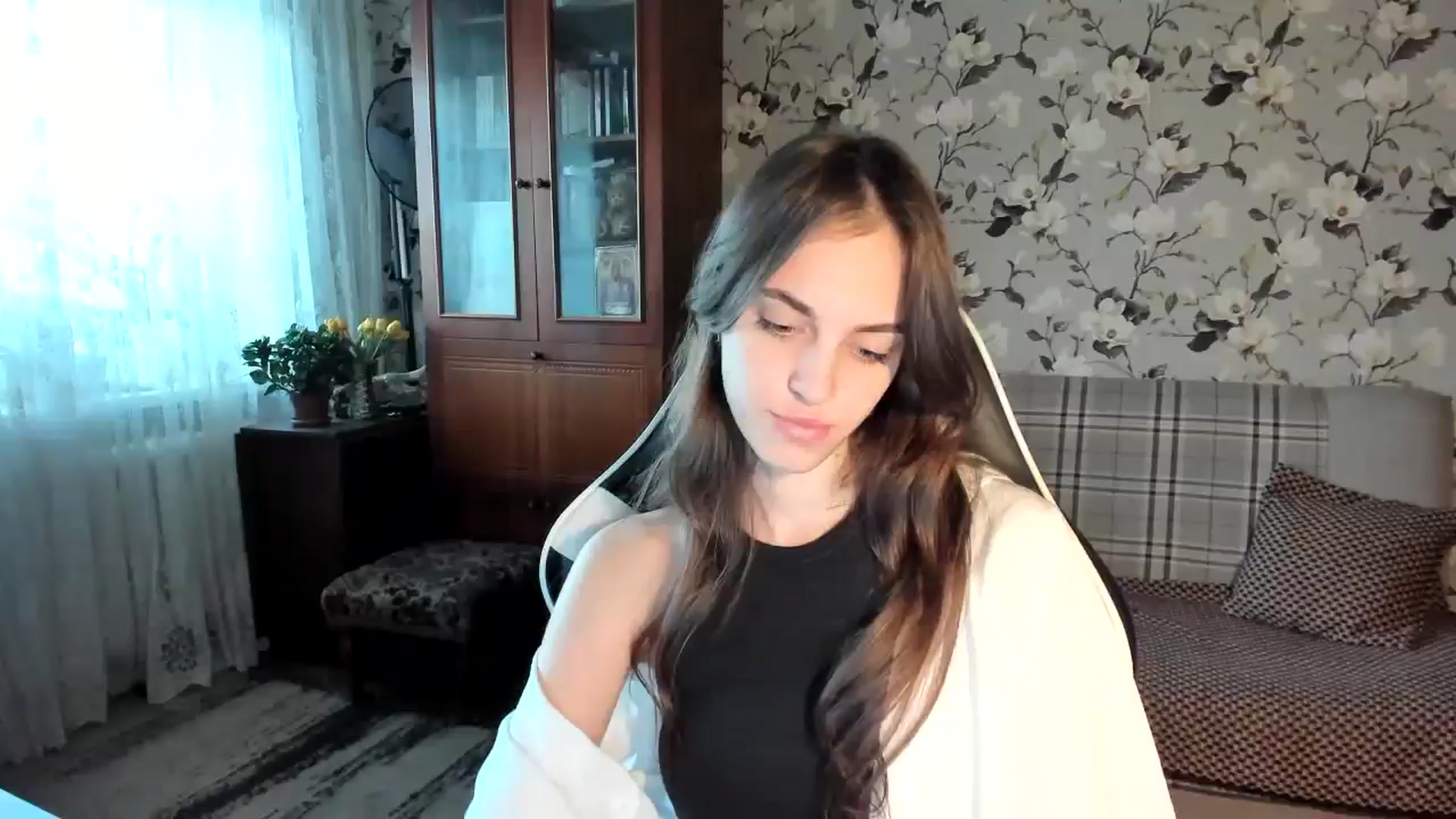 Gallery image thumbnail from Dashamoxy's myfreecams stream on, 11/15/2025, 12:47 image 10 of 20