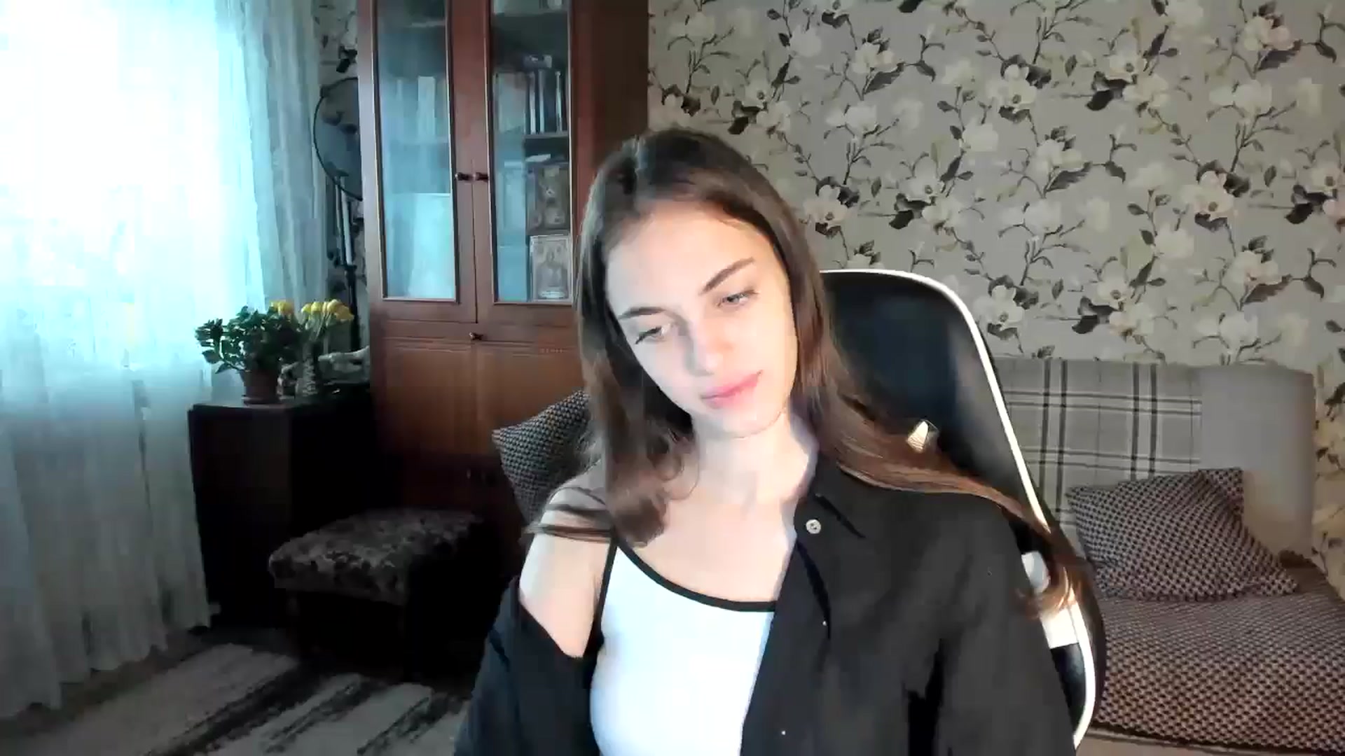 Gallery image thumbnail from Dashamoxy's myfreecams stream on, 11/17/2025, 08:54 image 8 of 20