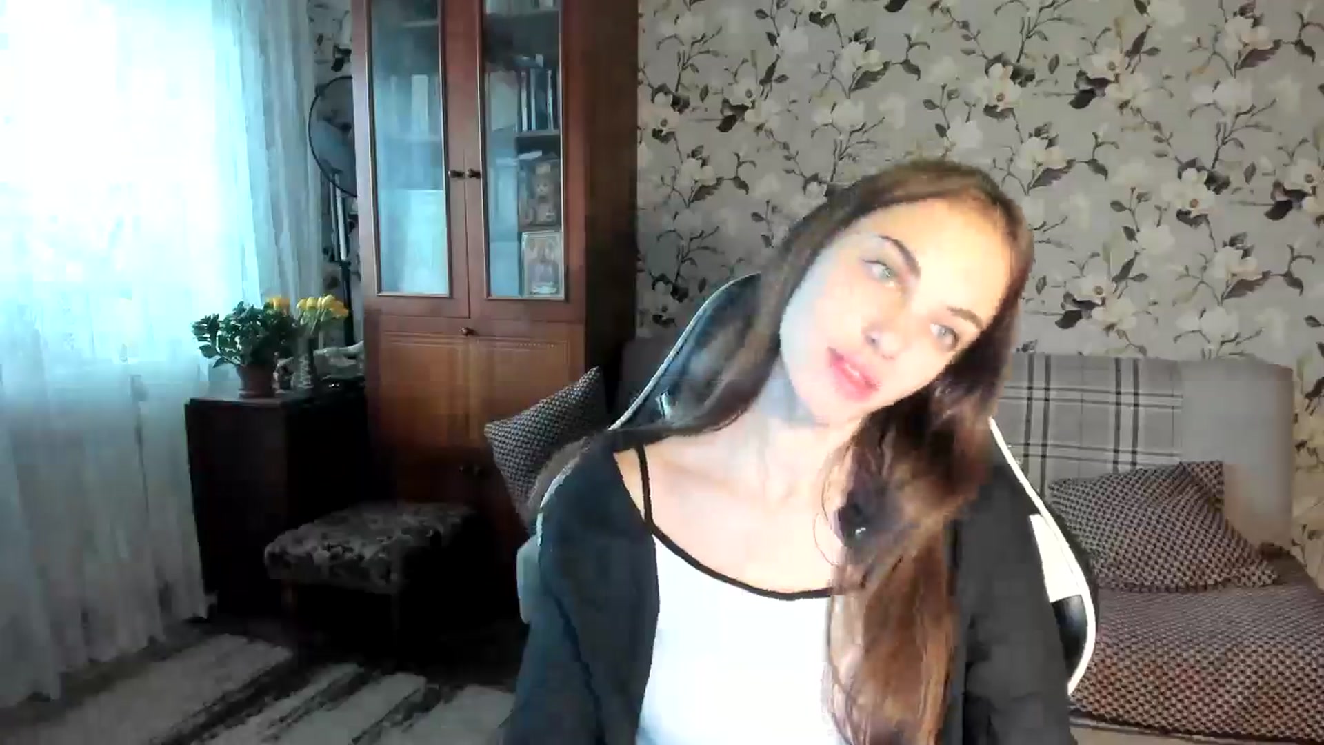 Gallery image thumbnail from Dashamoxy's myfreecams stream on, 11/17/2025, 08:54 image 19 of 20