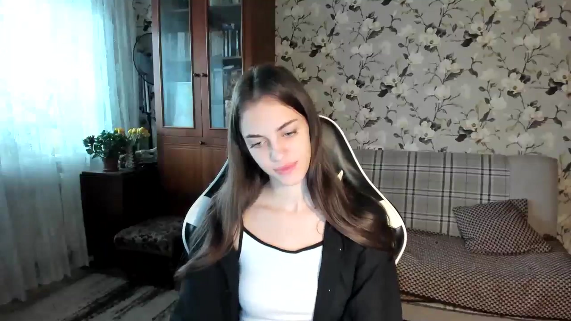 Gallery image thumbnail from Dashamoxy's myfreecams stream on, 11/17/2025, 08:54 image 15 of 20
