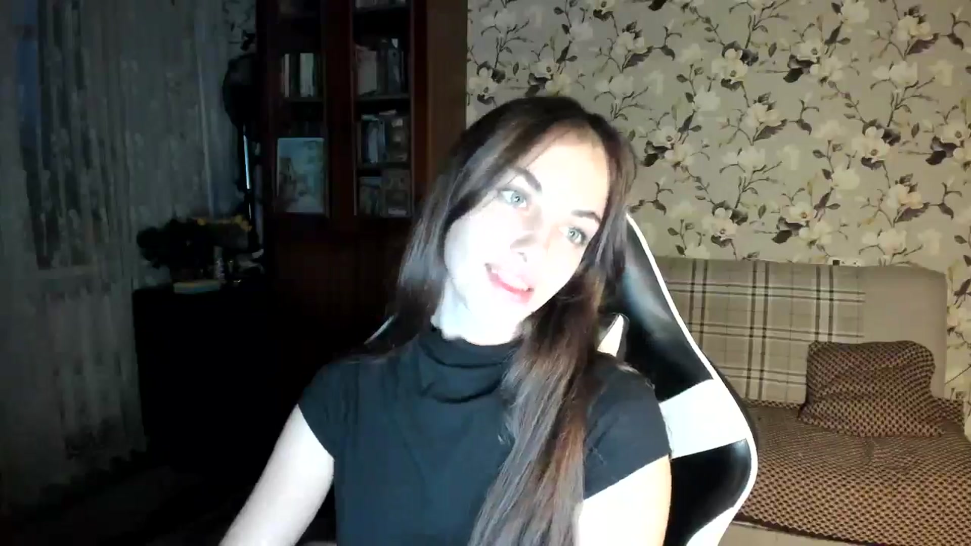 Gallery image thumbnail from Dashamoxy's myfreecams stream on, 11/18/2025, 15:03 image 3 of 20