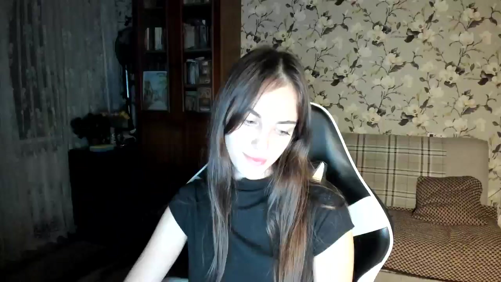 Gallery image thumbnail from Dashamoxy's myfreecams stream on, 11/18/2025, 15:03 image 16 of 20