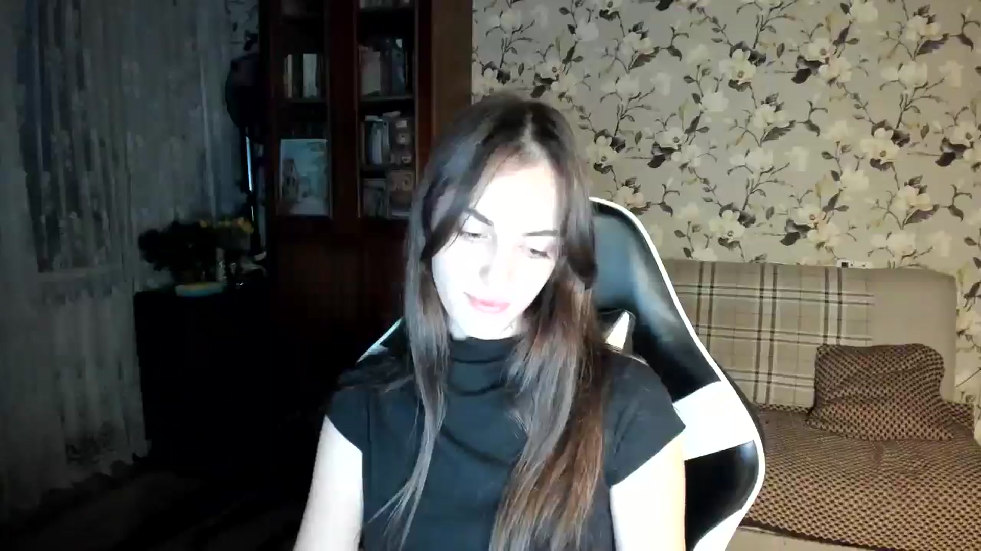 Gallery image thumbnail from Dashamoxy's myfreecams stream on, 11/18/2025, 15:03 image 6 of 20