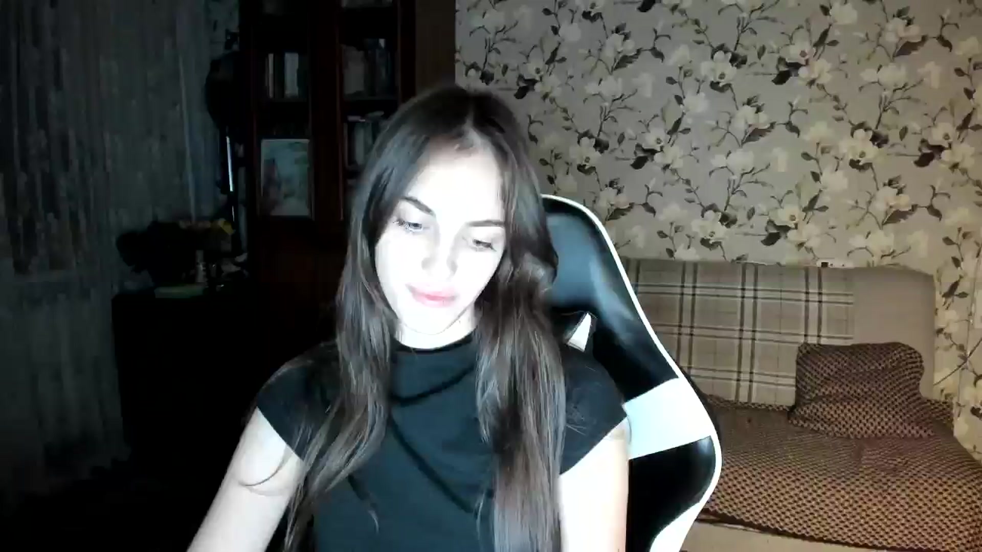 Gallery image thumbnail from Dashamoxy's myfreecams stream on, 11/18/2025, 15:24 image 5 of 20