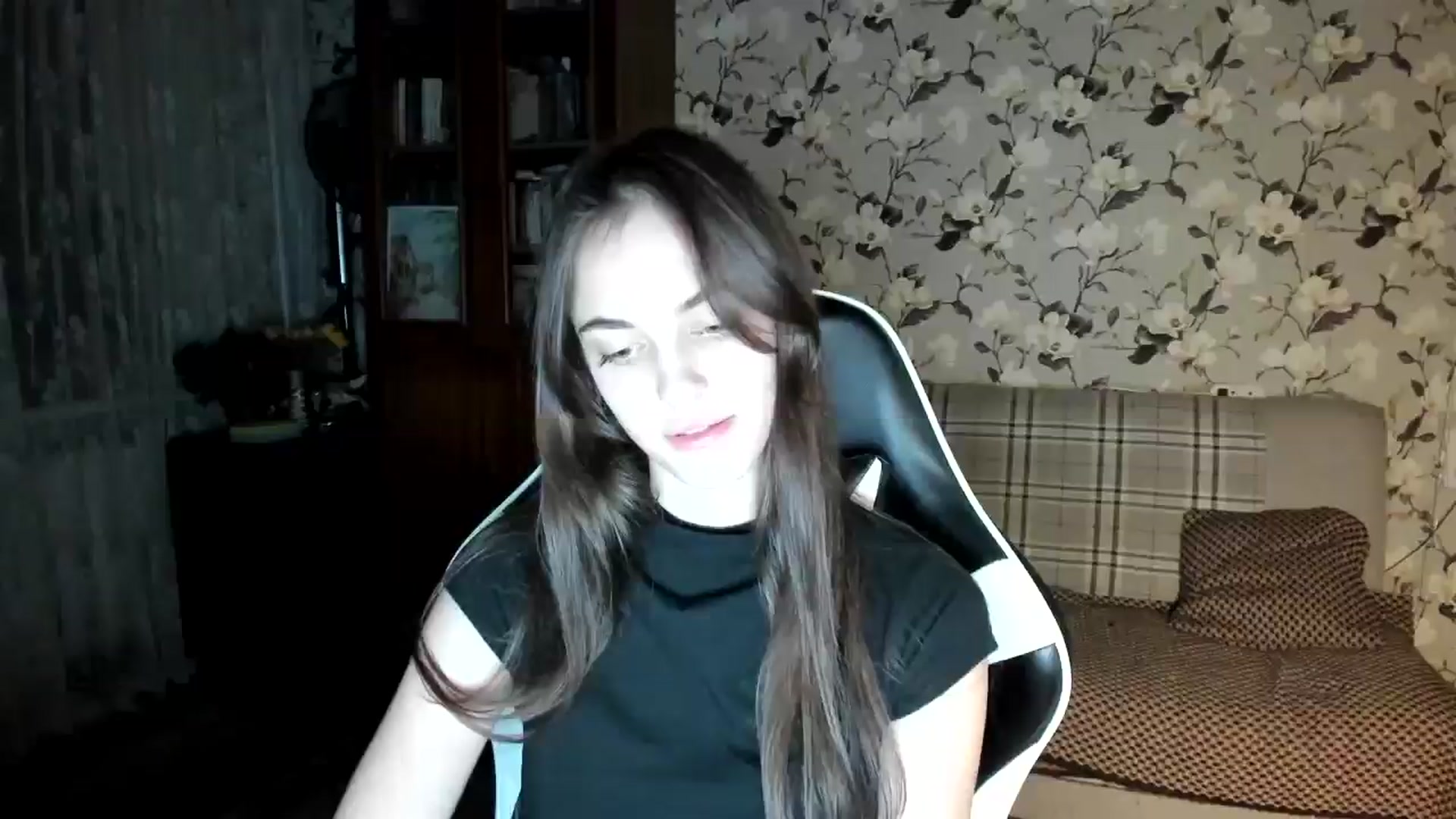 Gallery image thumbnail from Dashamoxy's myfreecams stream on, 11/18/2025, 15:24 image 9 of 20