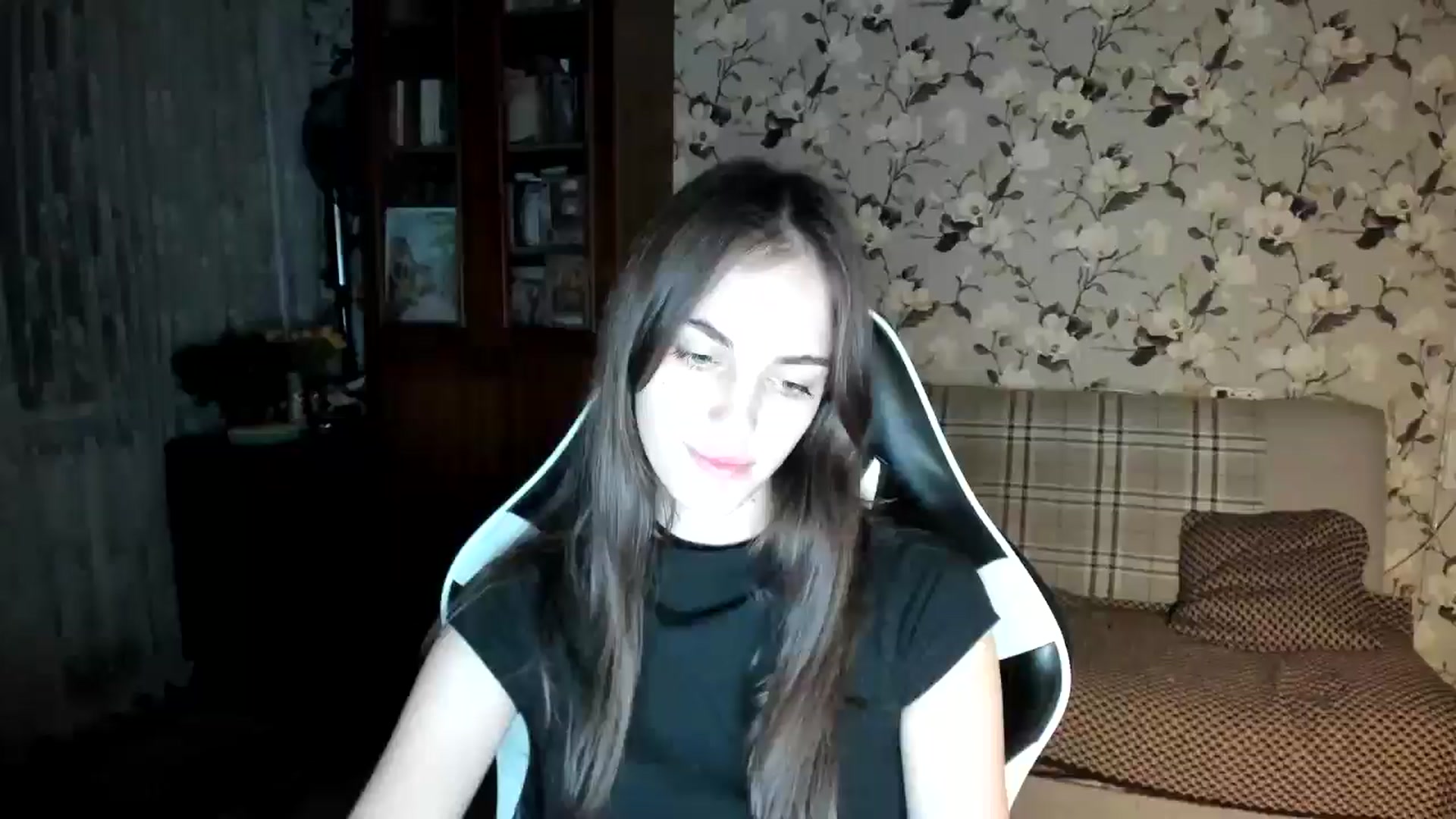 Gallery image thumbnail from Dashamoxy's myfreecams stream on, 11/18/2025, 15:24 image 18 of 20