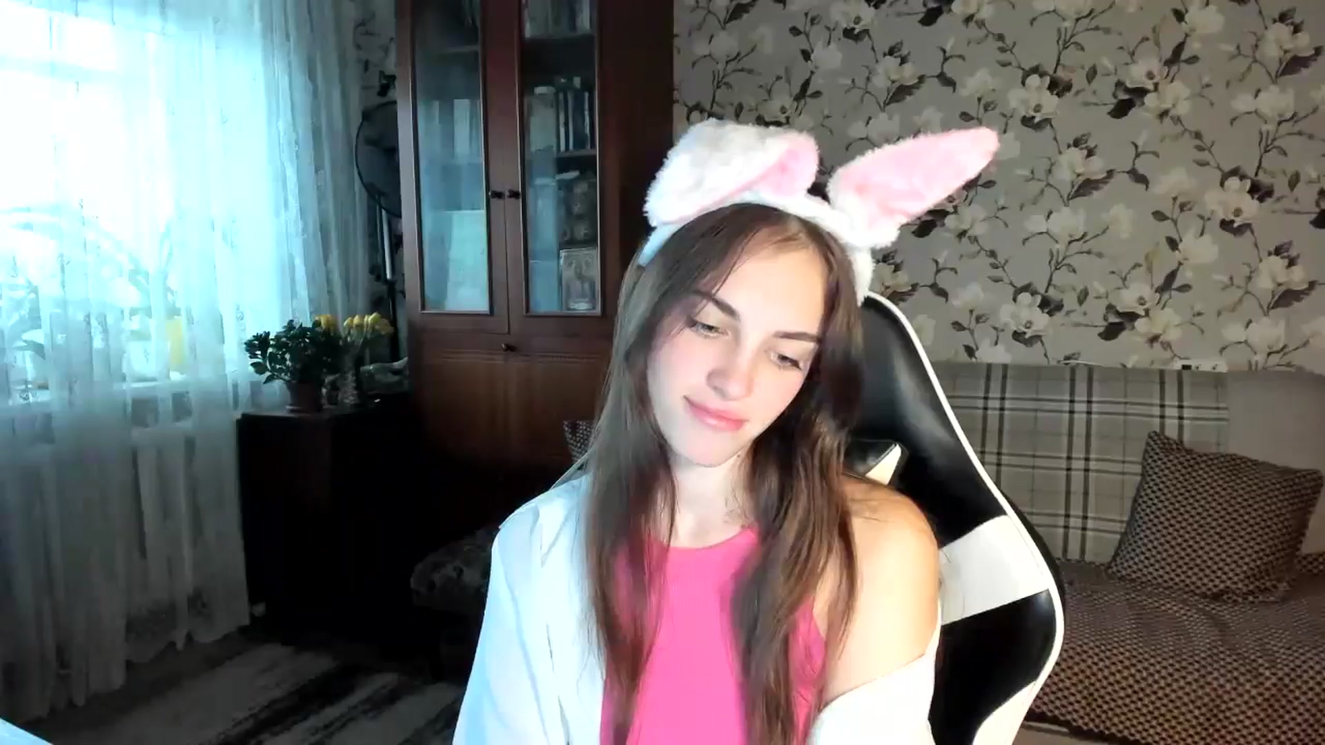 Gallery image thumbnail from Dashamoxy's myfreecams stream on, 11/19/2025, 11:33 image 6 of 20