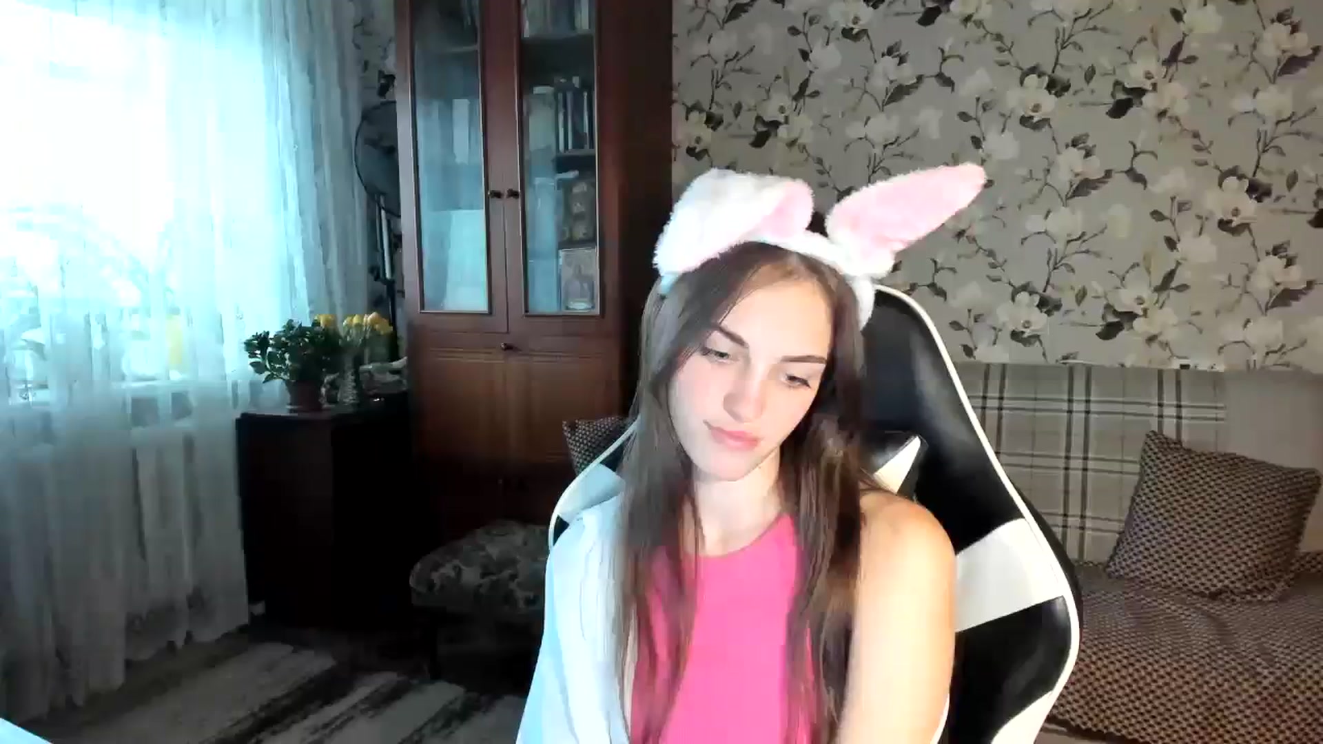 Gallery image thumbnail from Dashamoxy's myfreecams stream on, 11/19/2025, 11:33 image 16 of 20