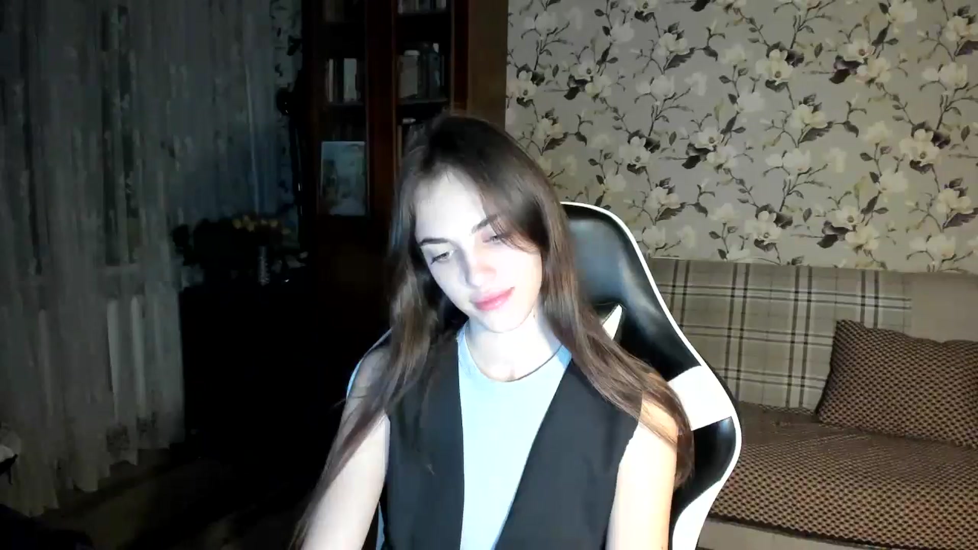 Gallery image thumbnail from Dashamoxy's myfreecams stream on, 11/27/2025, 15:01 image 17 of 20