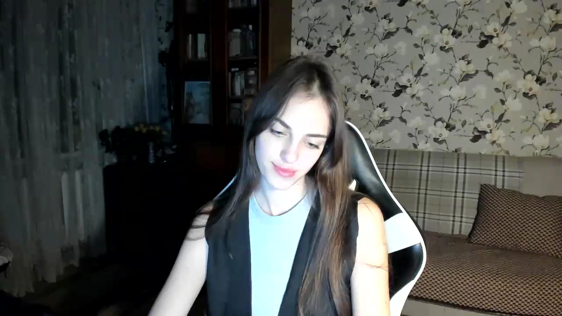 Gallery image thumbnail from Dashamoxy's myfreecams stream on, 11/27/2025, 15:01 image 8 of 20