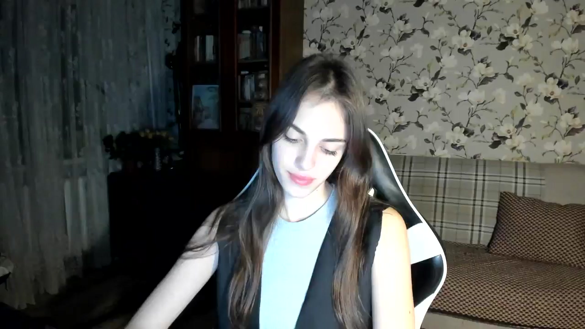 Gallery image thumbnail from Dashamoxy's myfreecams stream on, 11/27/2025, 15:01 image 1 of 20