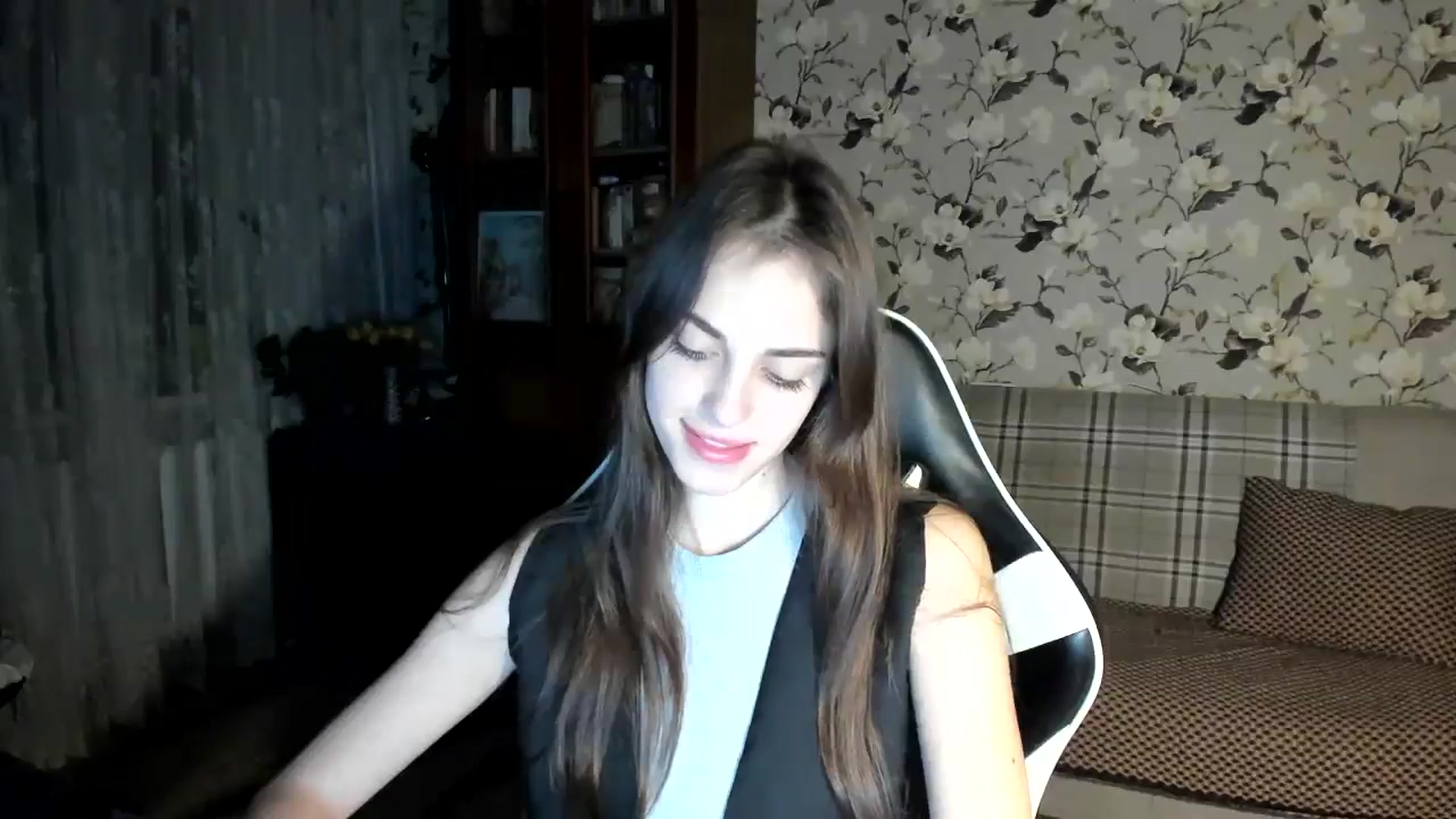 Gallery image thumbnail from Dashamoxy's myfreecams stream on, 11/27/2025, 15:01 image 6 of 20