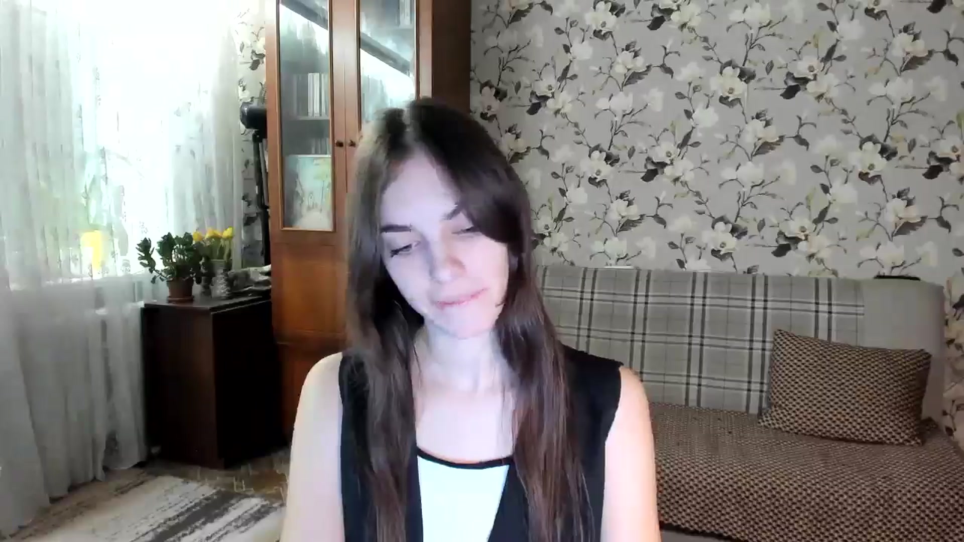 Gallery image thumbnail from Dashamoxy's myfreecams stream on, 12/05/2025, 15:40 image 15 of 20
