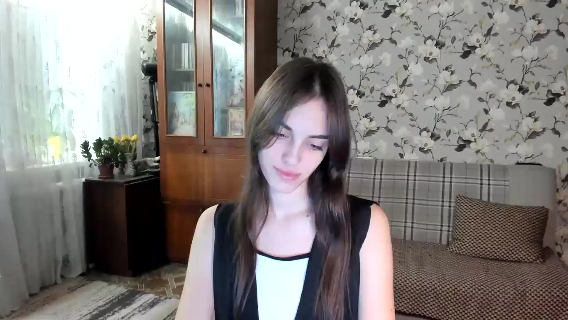 Gallery image thumbnail from Dashamoxy's myfreecams stream on, 12/05/2025, 15:40 image 8 of 20