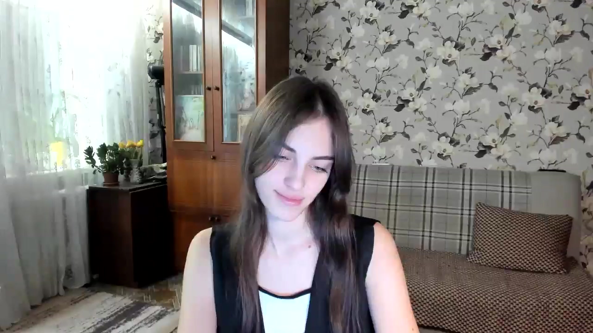 Gallery image thumbnail from Dashamoxy's myfreecams stream on, 12/05/2025, 15:40 image 14 of 20