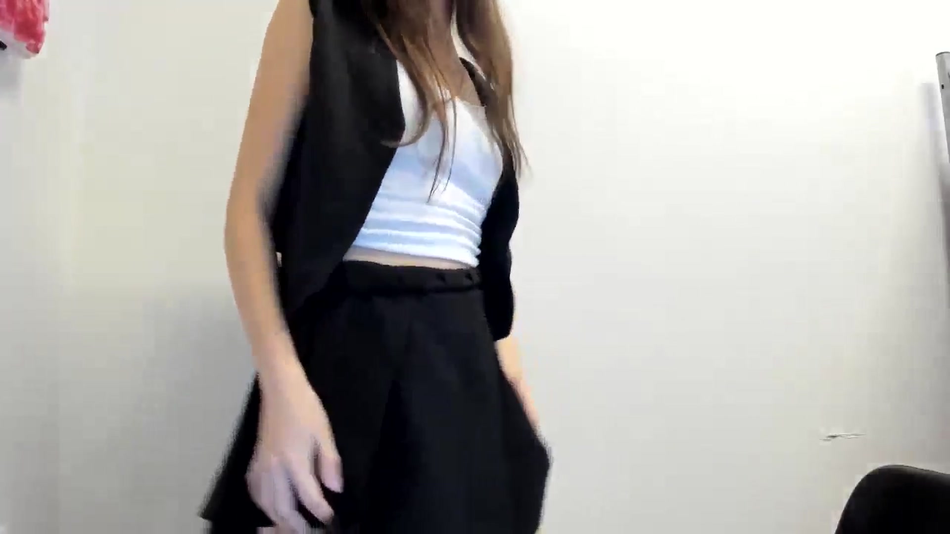 Gallery image thumbnail from Dashamoxy's myfreecams stream on, 12/14/2025, 13:32 image 7 of 20