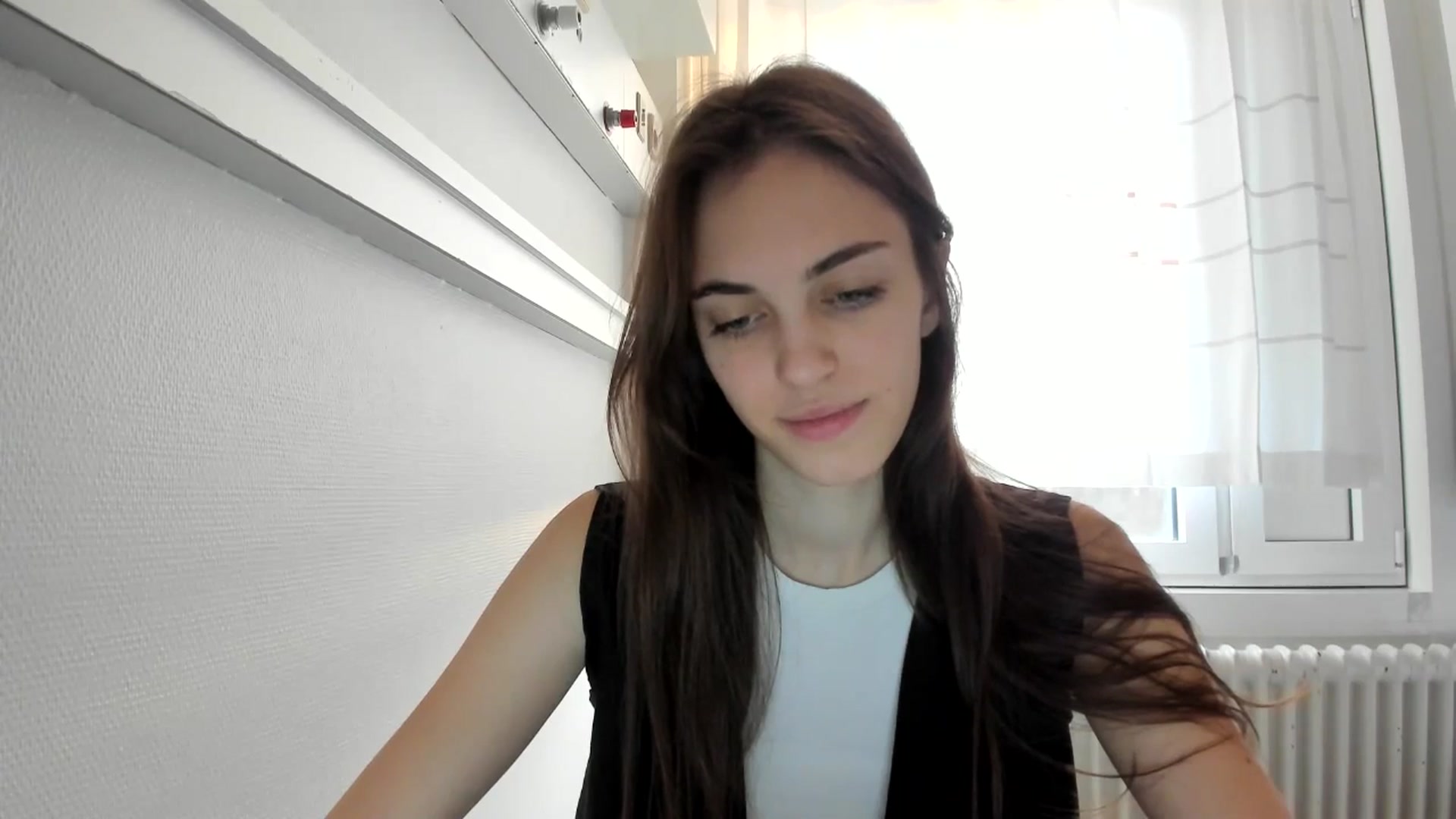 Gallery image thumbnail from Dashamoxy's myfreecams stream on, 12/25/2025, 14:16 image 17 of 20