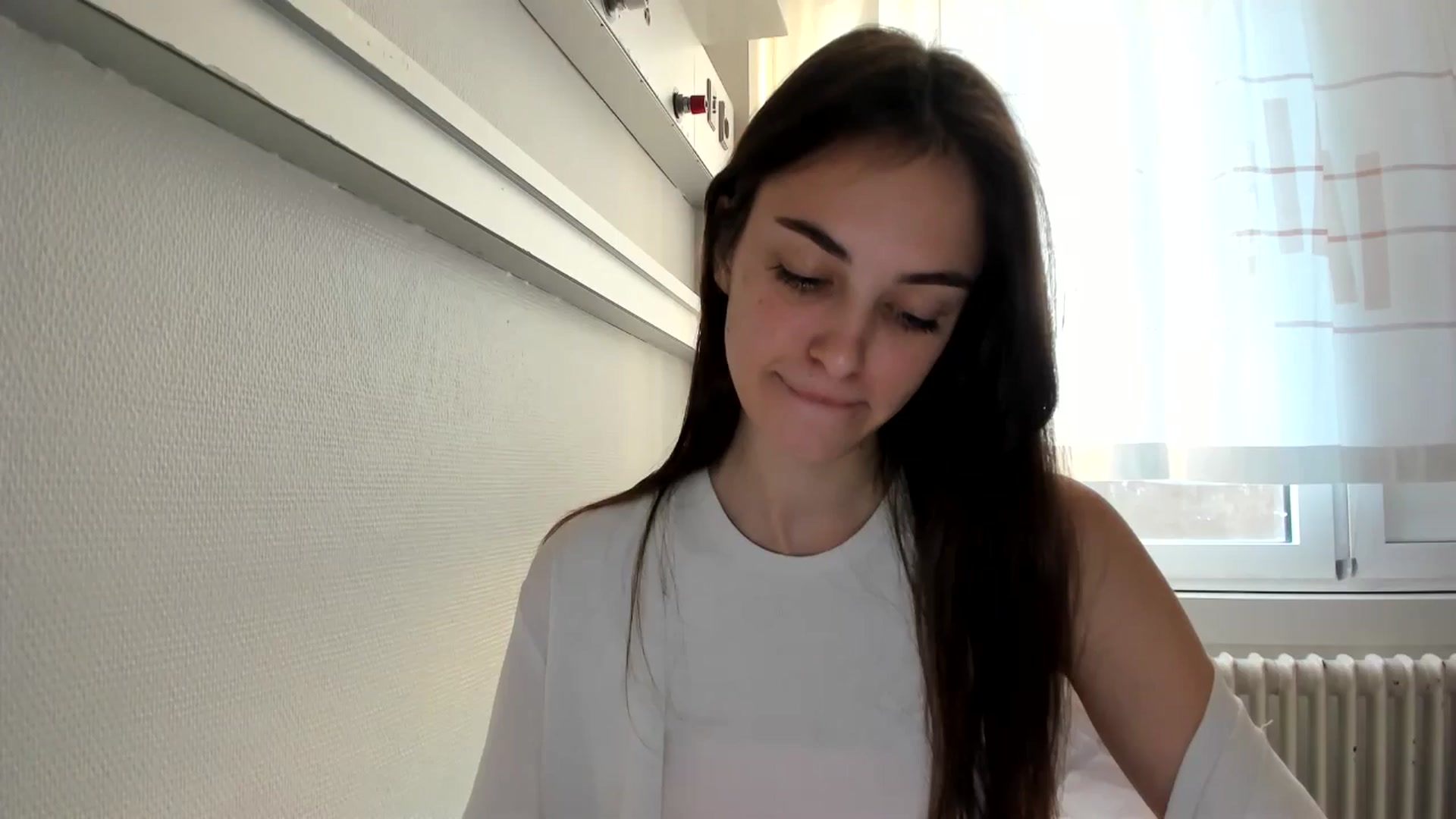 Gallery image thumbnail from Dashamoxy's myfreecams stream on, 12/28/2025, 14:33 image 1 of 20