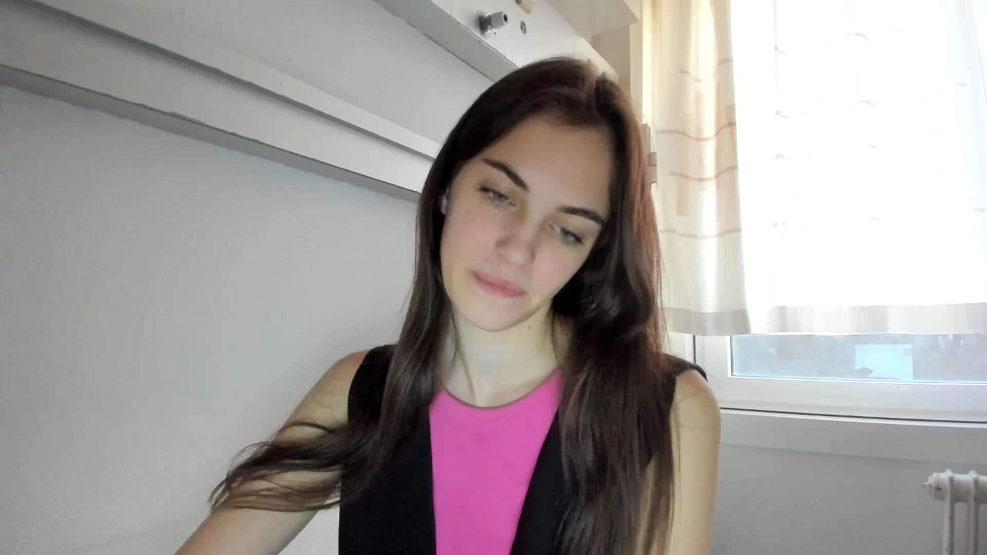 Gallery image thumbnail from Dashamoxy's myfreecams stream on, 12/30/2025, 15:04 image 20 of 20