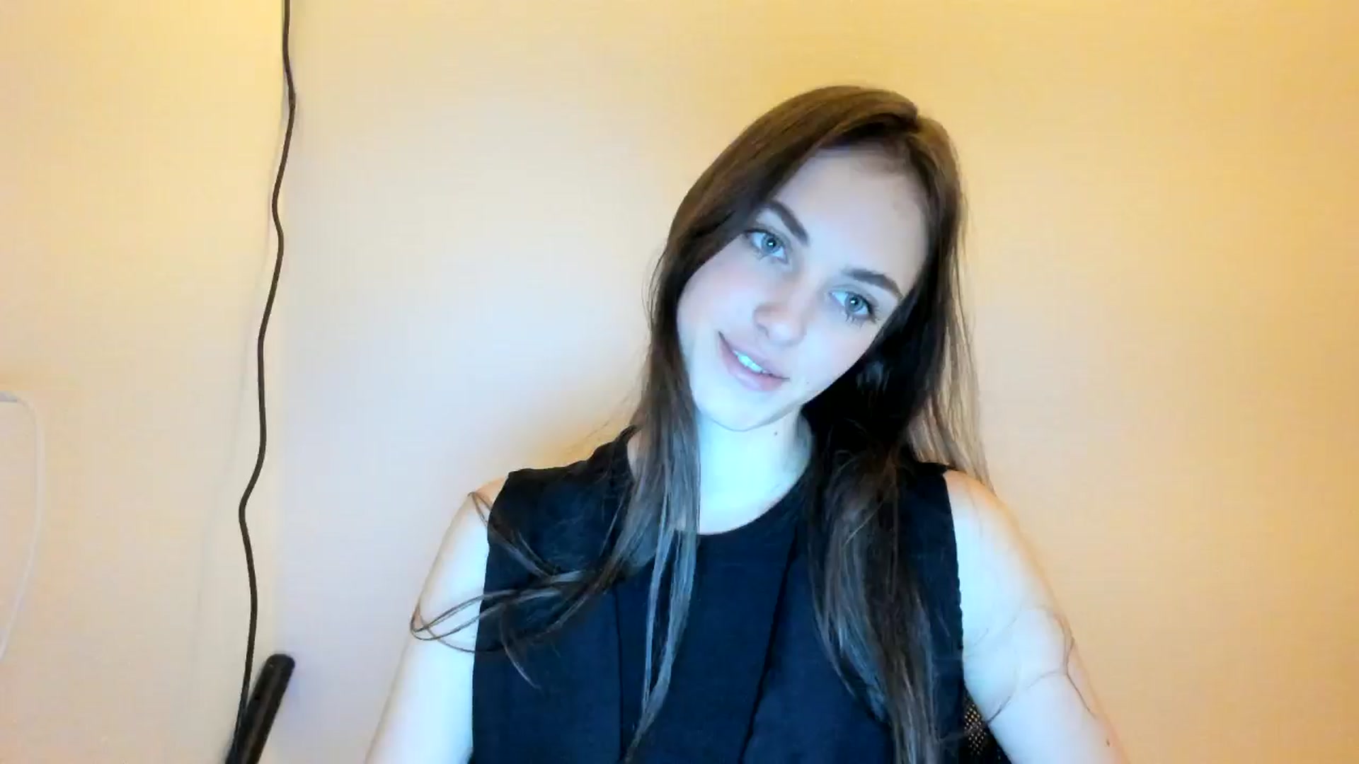 Gallery image thumbnail from Dashamoxy's myfreecams stream on, 01/08/2026, 18:03 image 19 of 20