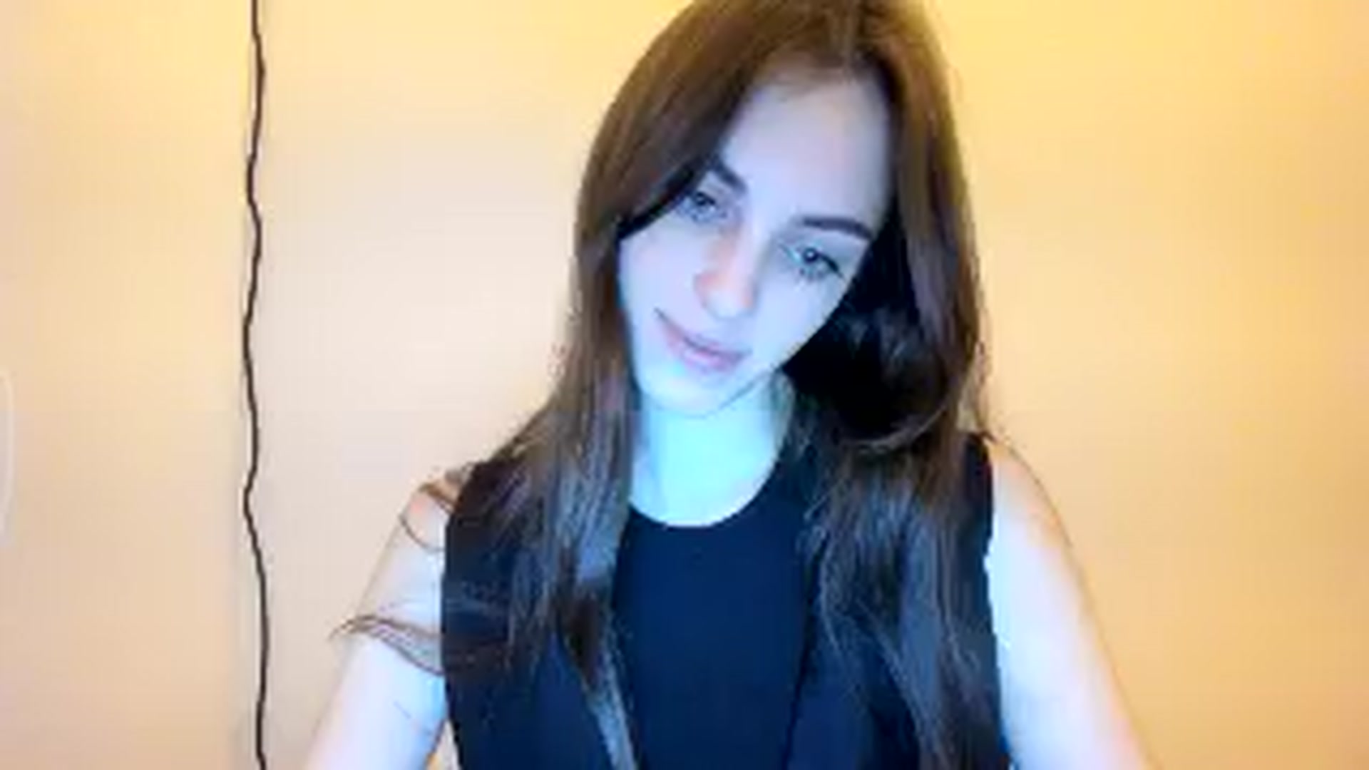 Gallery image thumbnail from Dashamoxy's myfreecams stream on, 01/11/2026, 18:43 image 19 of 20