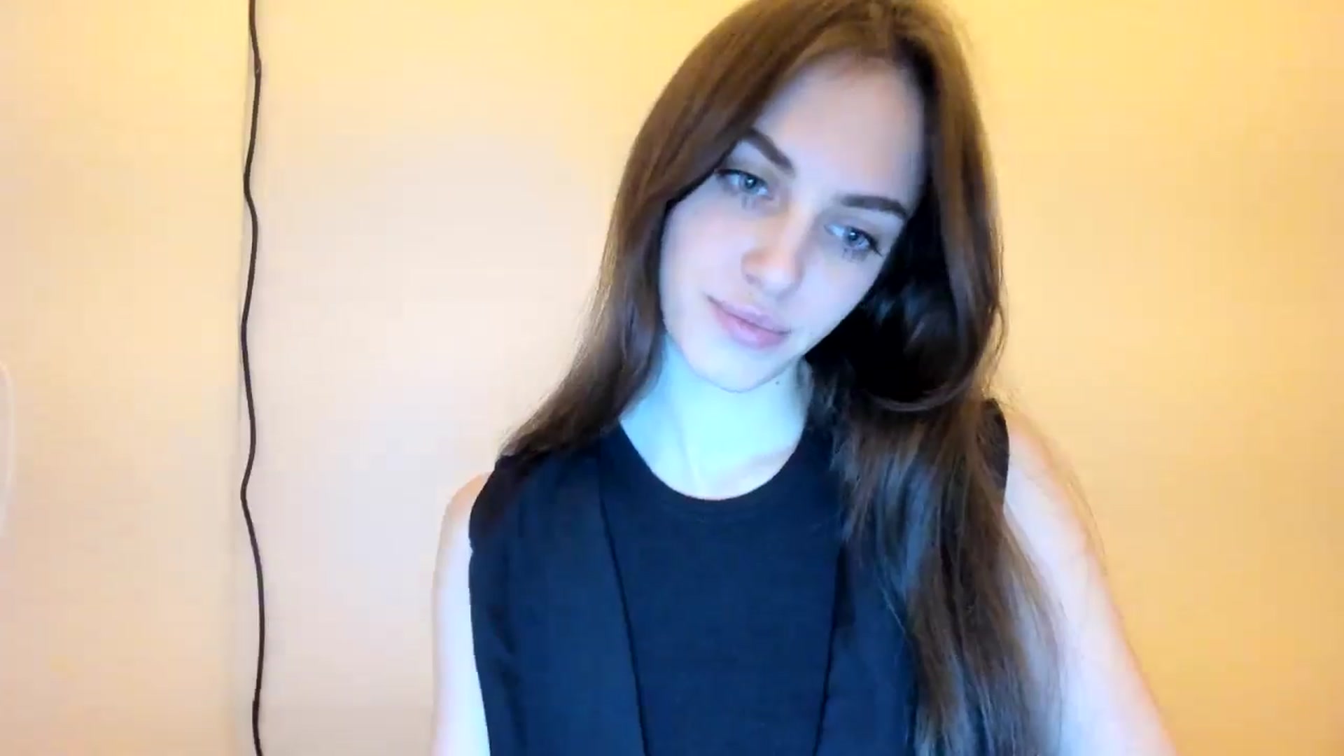 Gallery image thumbnail from Dashamoxy's myfreecams stream on, 01/11/2026, 18:43 image 17 of 20
