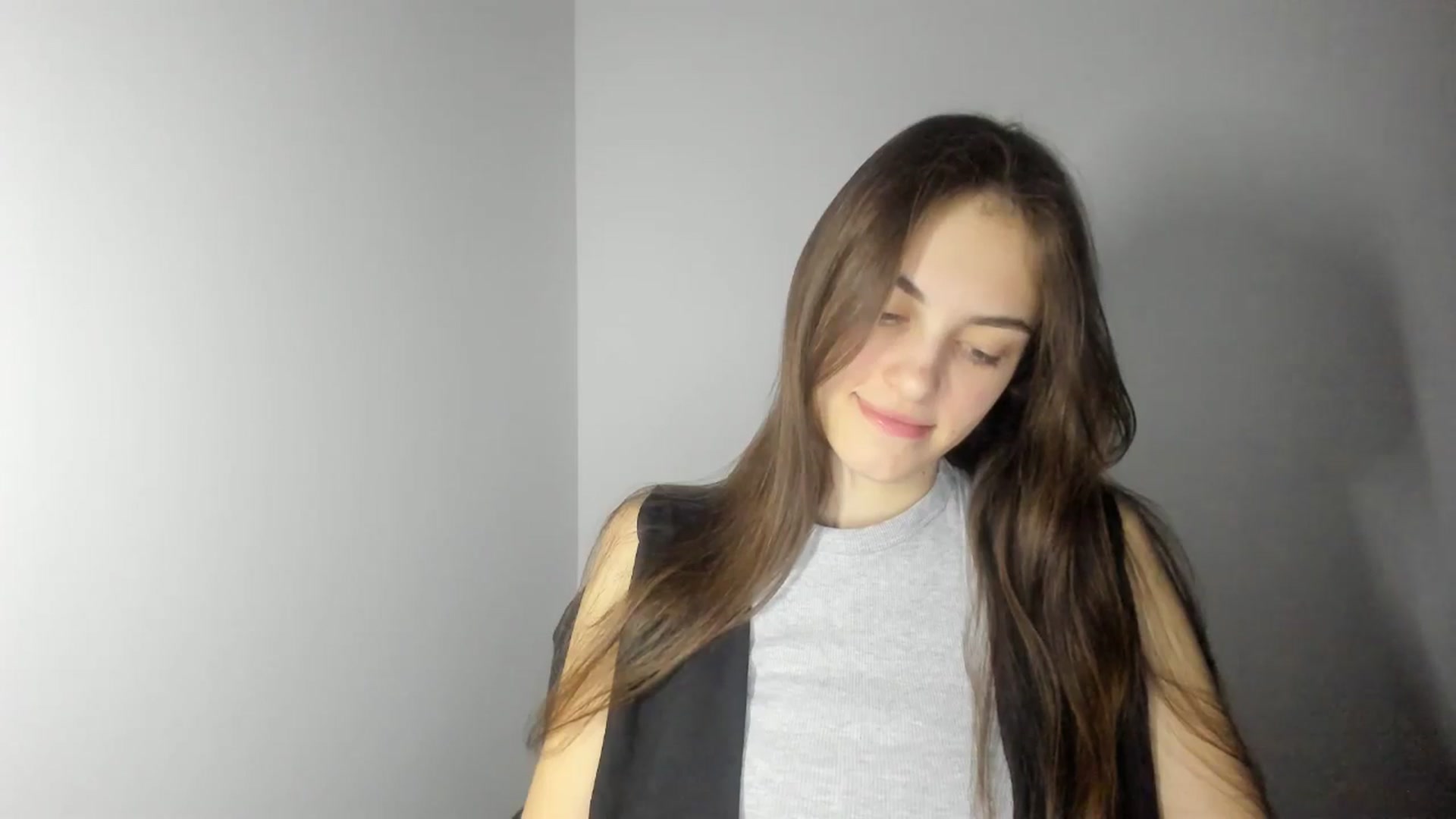 Gallery image thumbnail from Dashamoxy's myfreecams stream on, 01/28/2026, 20:16 image 4 of 20
