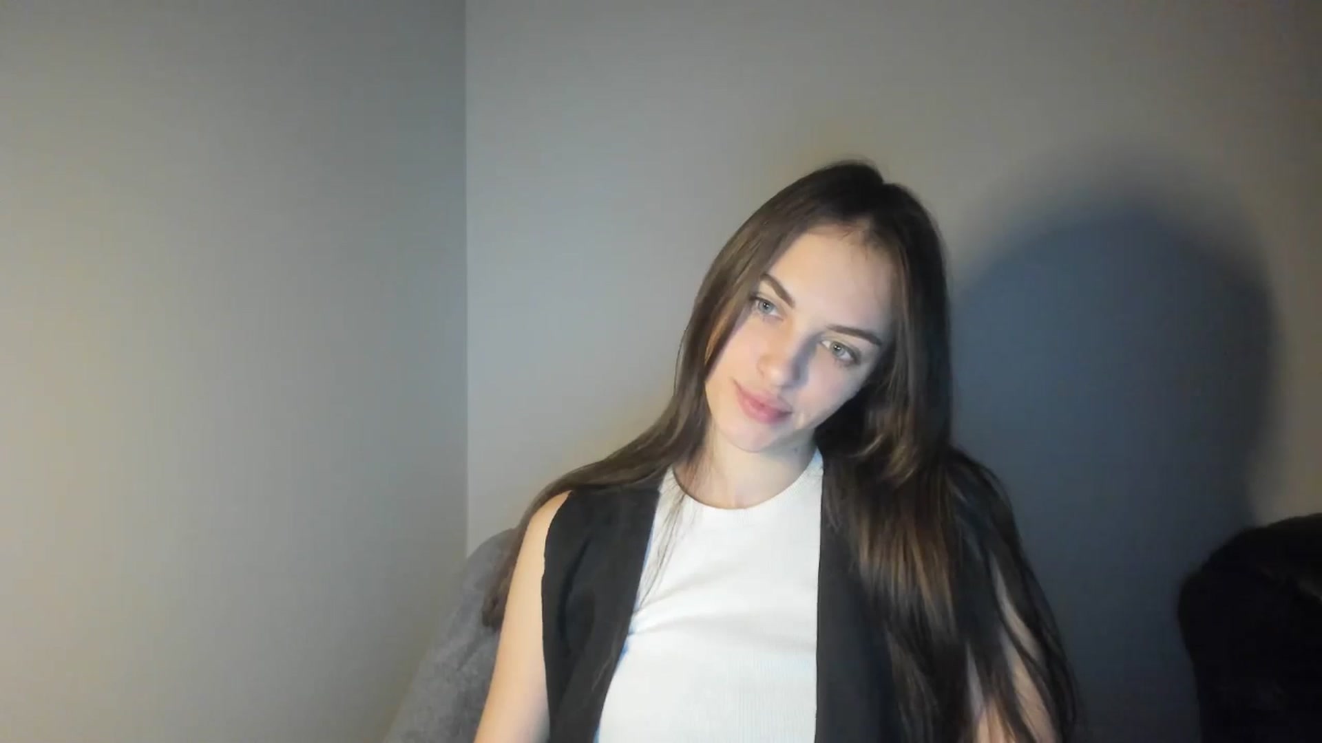 Gallery image thumbnail from Dashamoxy's myfreecams stream on, 01/30/2026, 18:47 image 19 of 20