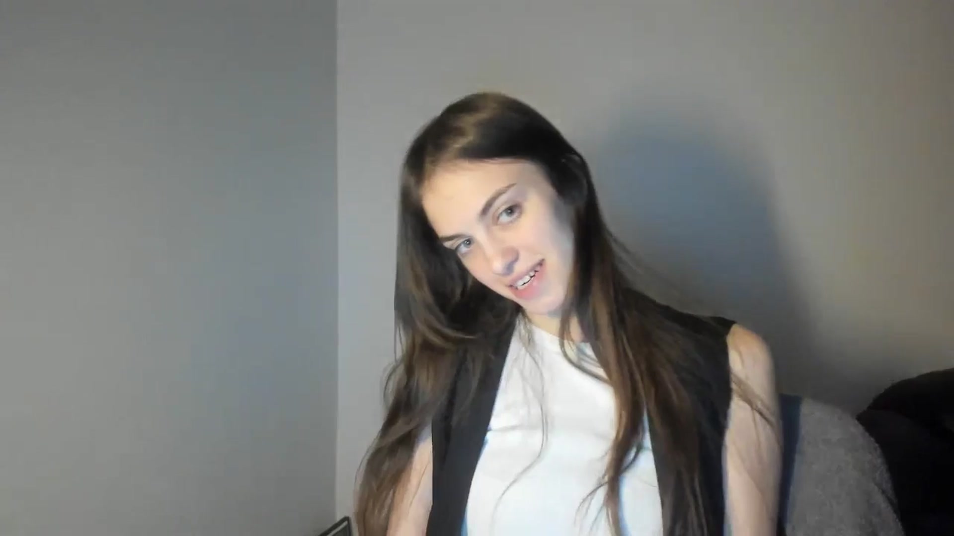 Gallery image thumbnail from Dashamoxy's myfreecams stream on, 01/30/2026, 18:47 image 13 of 20