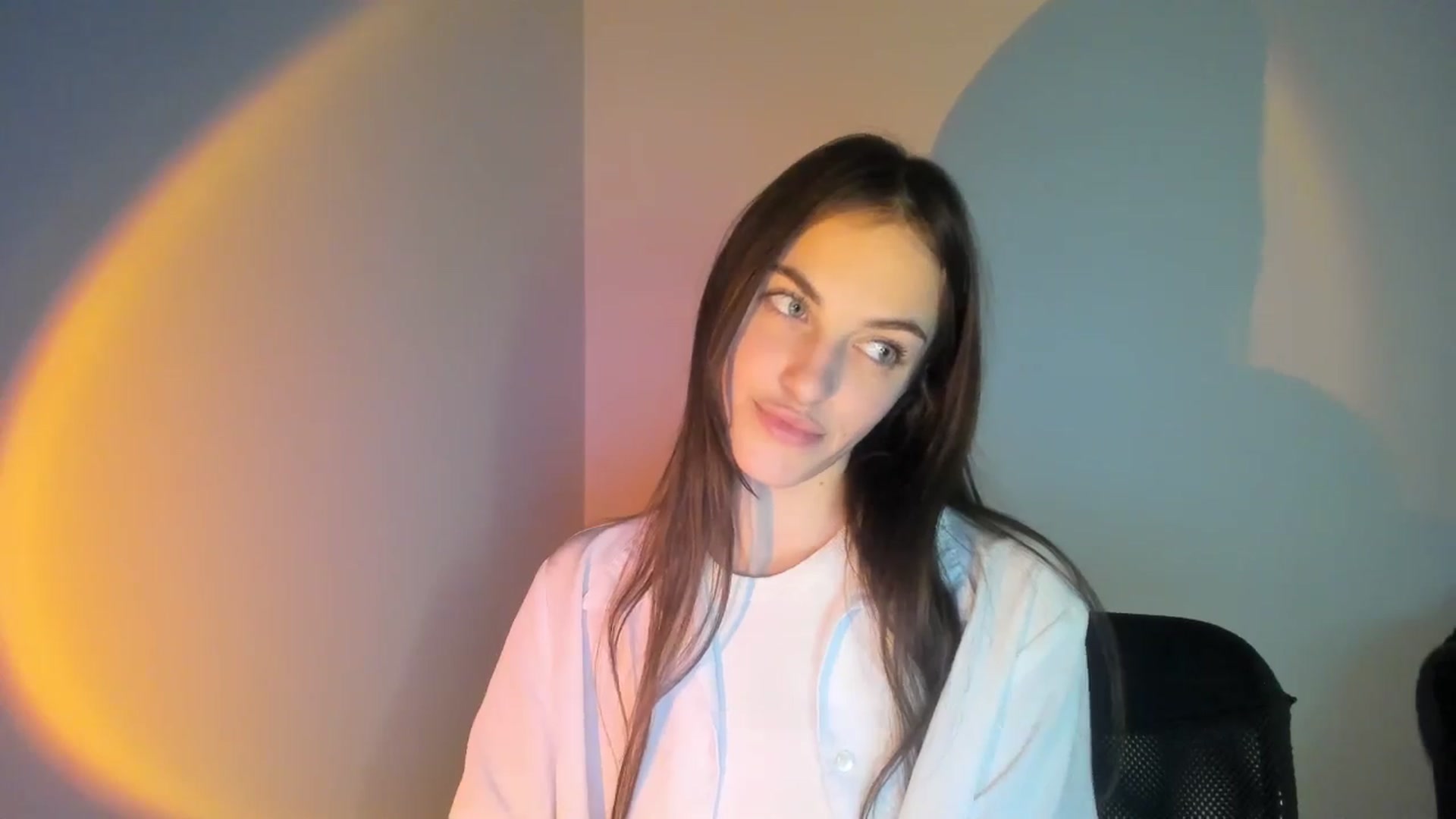 Gallery image thumbnail from Dashamoxy's myfreecams stream on, 01/31/2026, 20:25 image 5 of 20