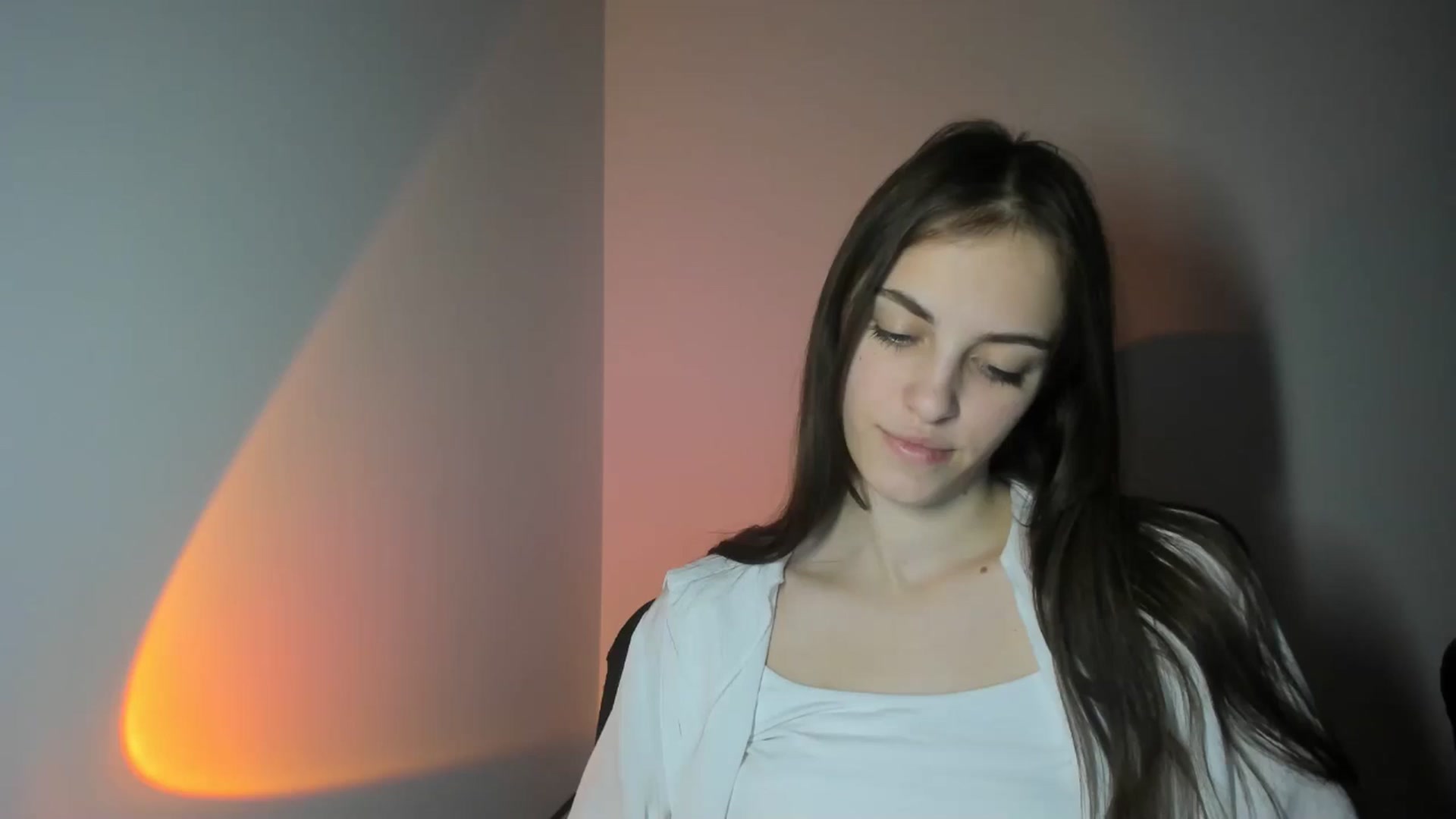 Gallery image thumbnail from Dashamoxy's myfreecams stream on, 02/01/2026, 18:37 image 11 of 20