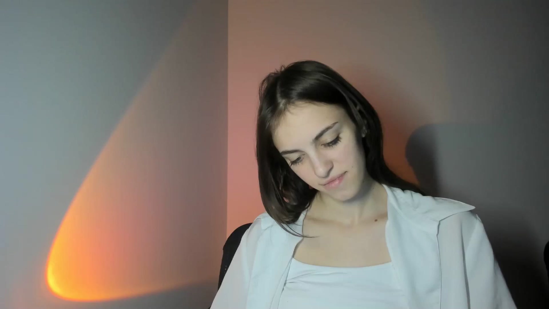 Gallery image thumbnail from Dashamoxy's myfreecams stream on, 02/01/2026, 18:37 image 18 of 20