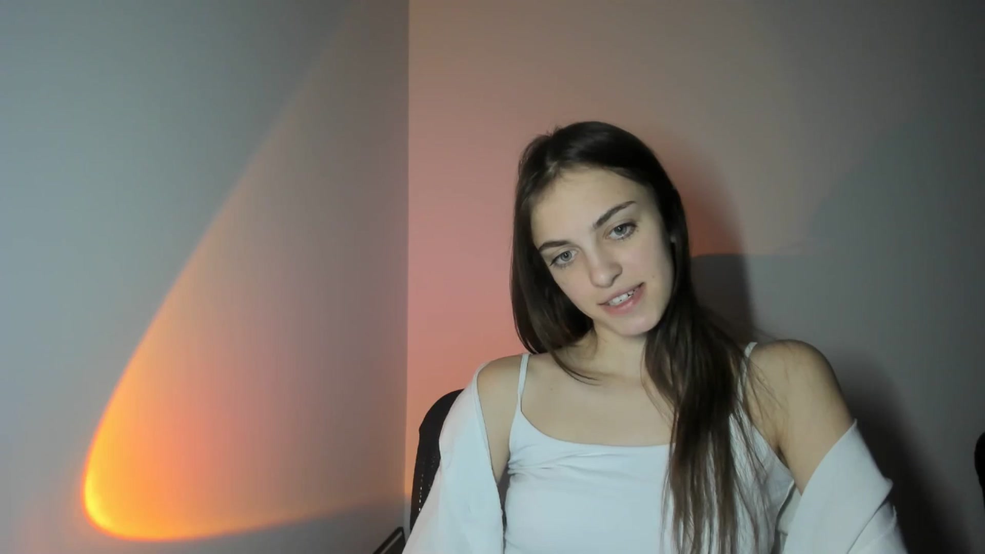 Gallery image thumbnail from Dashamoxy's myfreecams stream on, 02/01/2026, 18:56 image 5 of 20