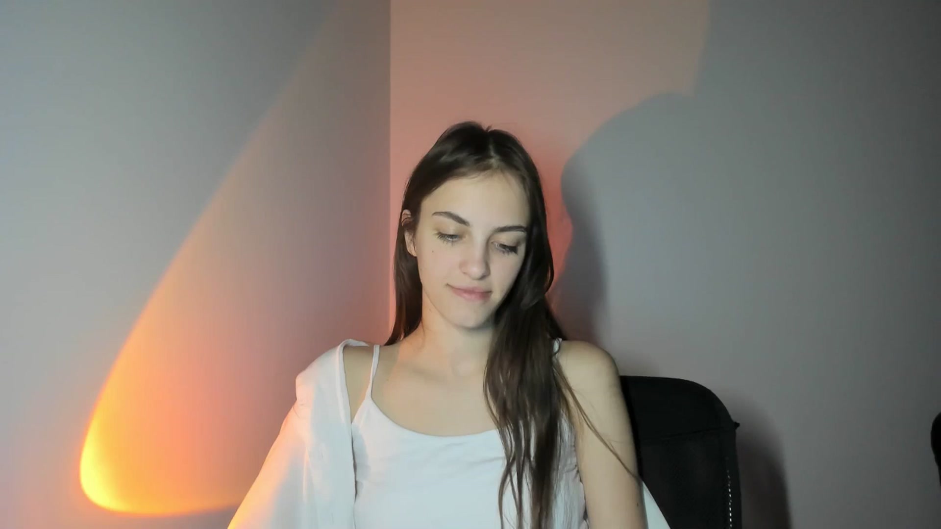 Gallery image thumbnail from Dashamoxy's myfreecams stream on, 02/01/2026, 18:56 image 14 of 20