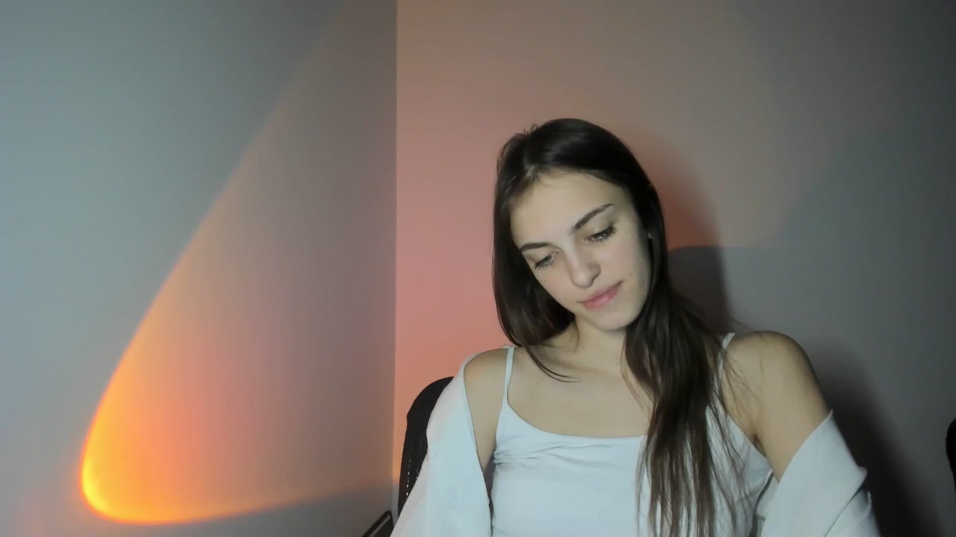Gallery image thumbnail from Dashamoxy's myfreecams stream on, 02/01/2026, 18:56 image 6 of 20