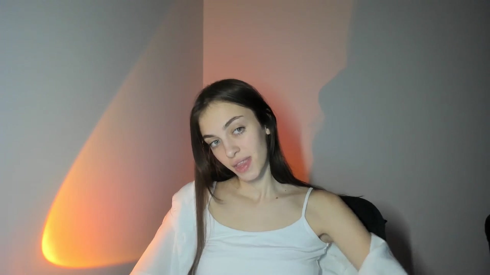 Gallery image thumbnail from Dashamoxy's myfreecams stream on, 02/01/2026, 18:56 image 19 of 20