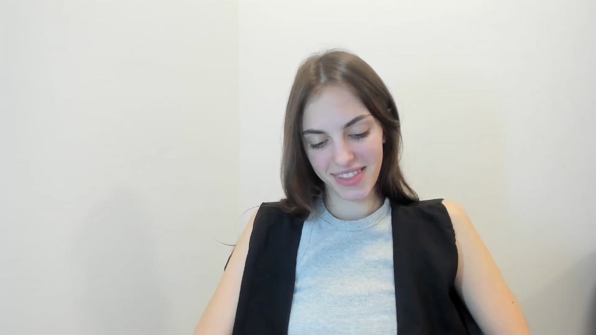 Gallery image thumbnail from Dashamoxy's myfreecams stream on, 02/02/2026, 18:49 image 14 of 20