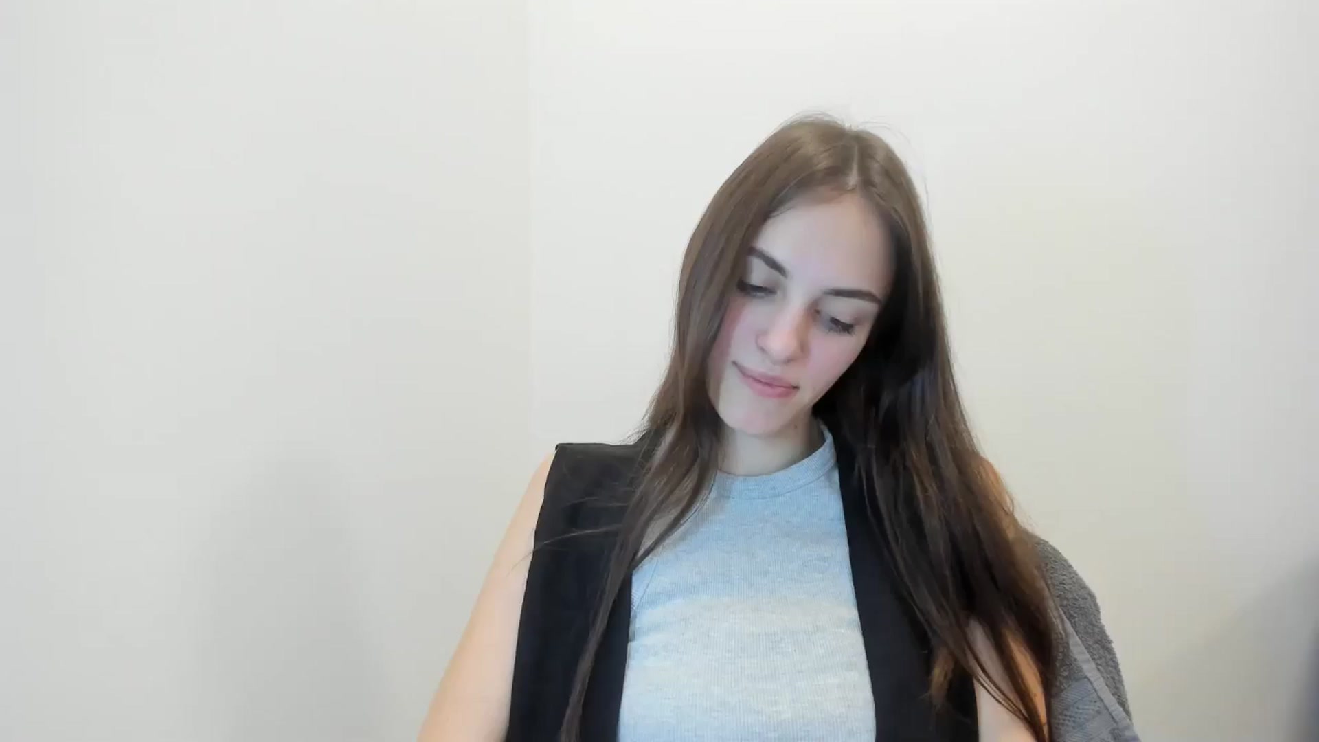 Gallery image thumbnail from Dashamoxy's myfreecams stream on, 02/02/2026, 18:49 image 18 of 20