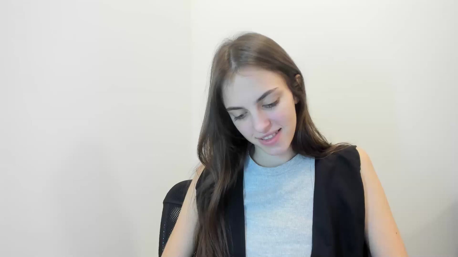 Gallery image thumbnail from Dashamoxy's myfreecams stream on, 02/02/2026, 18:49 image 10 of 20