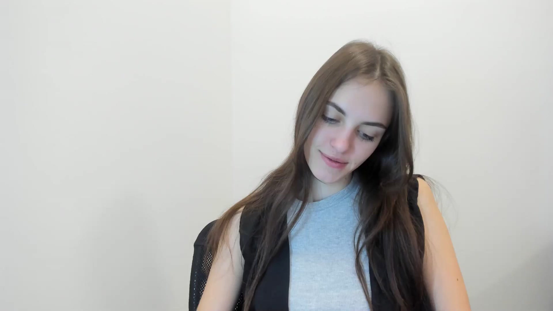 Gallery image thumbnail from Dashamoxy's myfreecams stream on, 02/02/2026, 18:49 image 4 of 20