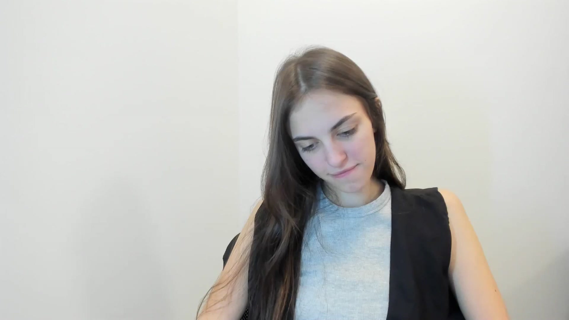 Gallery image thumbnail from Dashamoxy's myfreecams stream on, 02/02/2026, 18:49 image 12 of 20