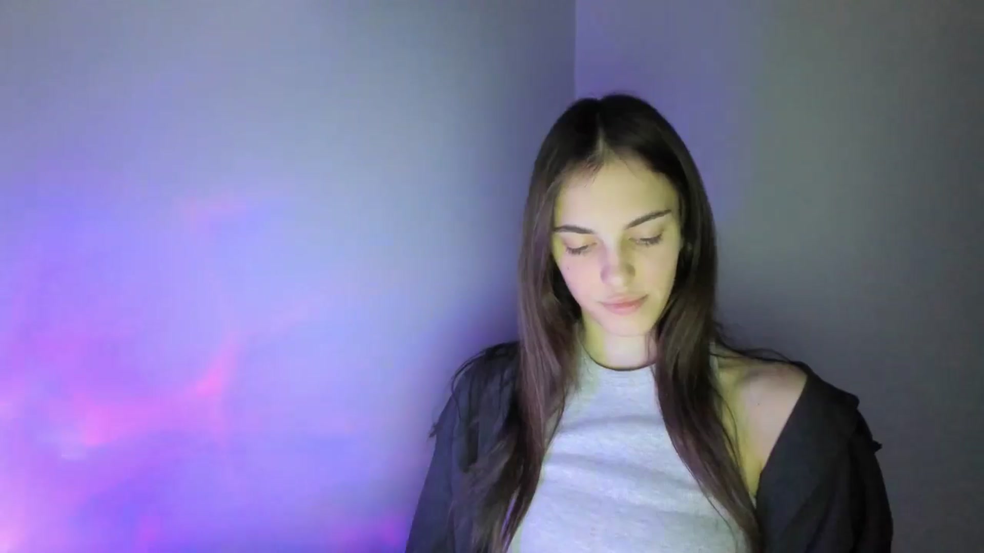 Gallery image thumbnail from Dashamoxy's myfreecams stream on, 02/04/2026, 17:40 image 5 of 20